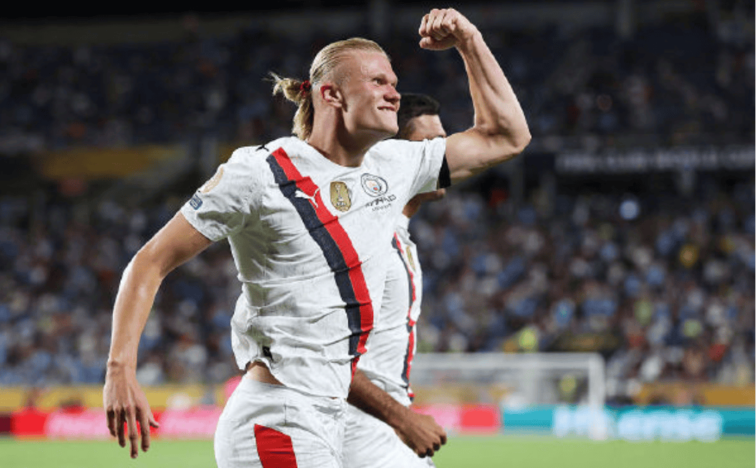 哈兰德连续七场比赛得分超过爆冷，C9不断突破！观众掌声雷动